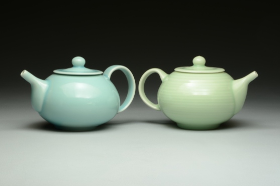 Teapots 4 3